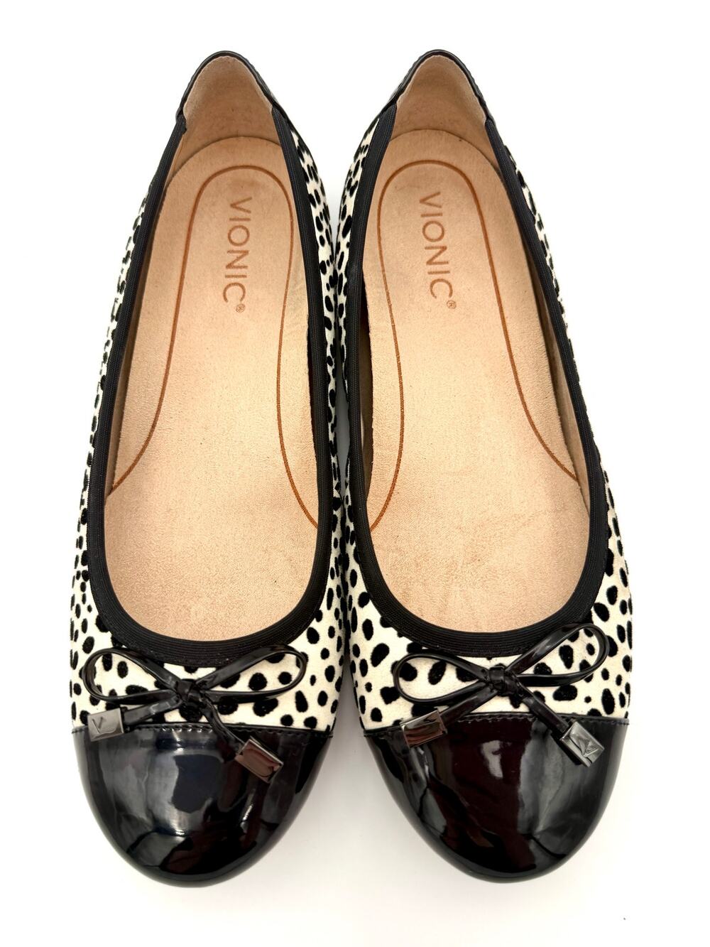 Vionic Minna Spot Ballet Flats Black White Size 8.5 Cap Toe Dalmation